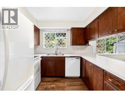 3362 Viewmount Drive, Port Moody, BC V3H2L7 Photo 8