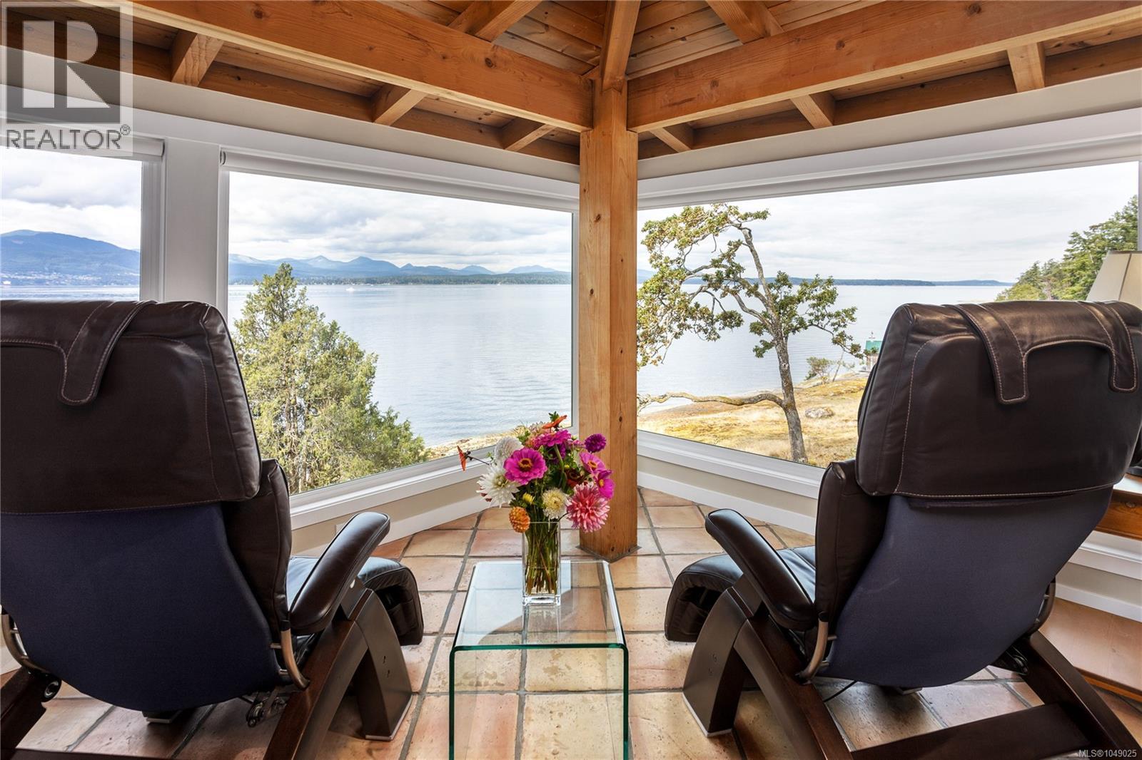 256 Forbes Dr - Image 5