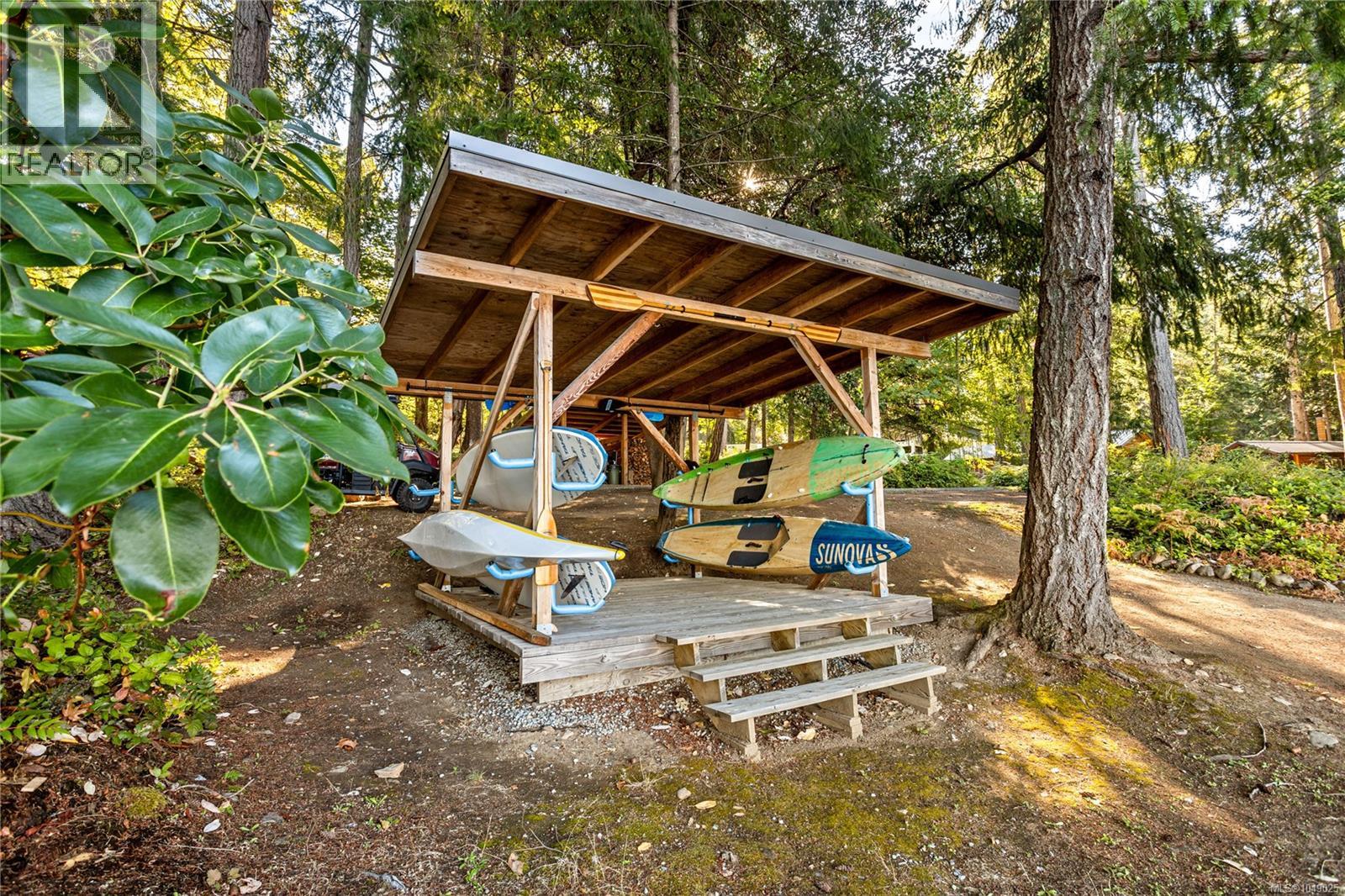 256 Forbes Dr - Image 40
