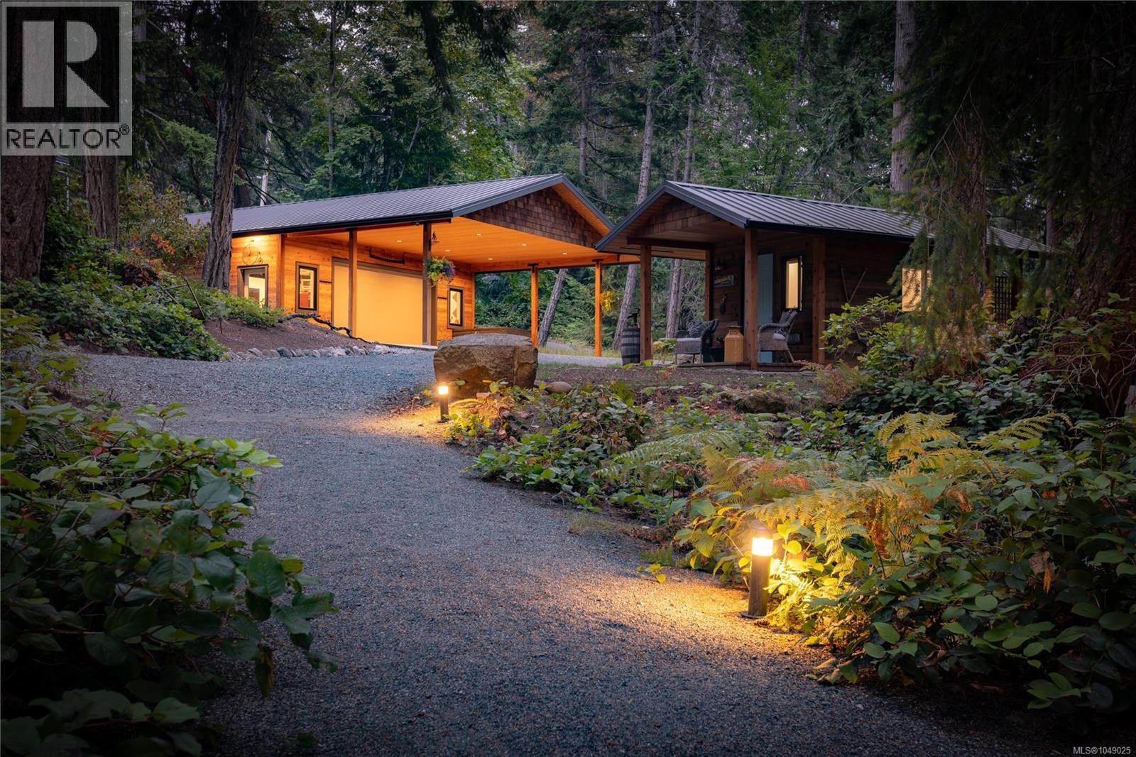 256 Forbes Dr - Image 26