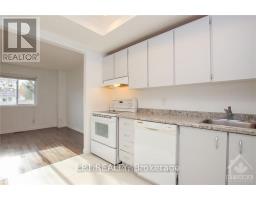 121 Erin Crescent, Ottawa, ON K1V9Z3 Photo 11