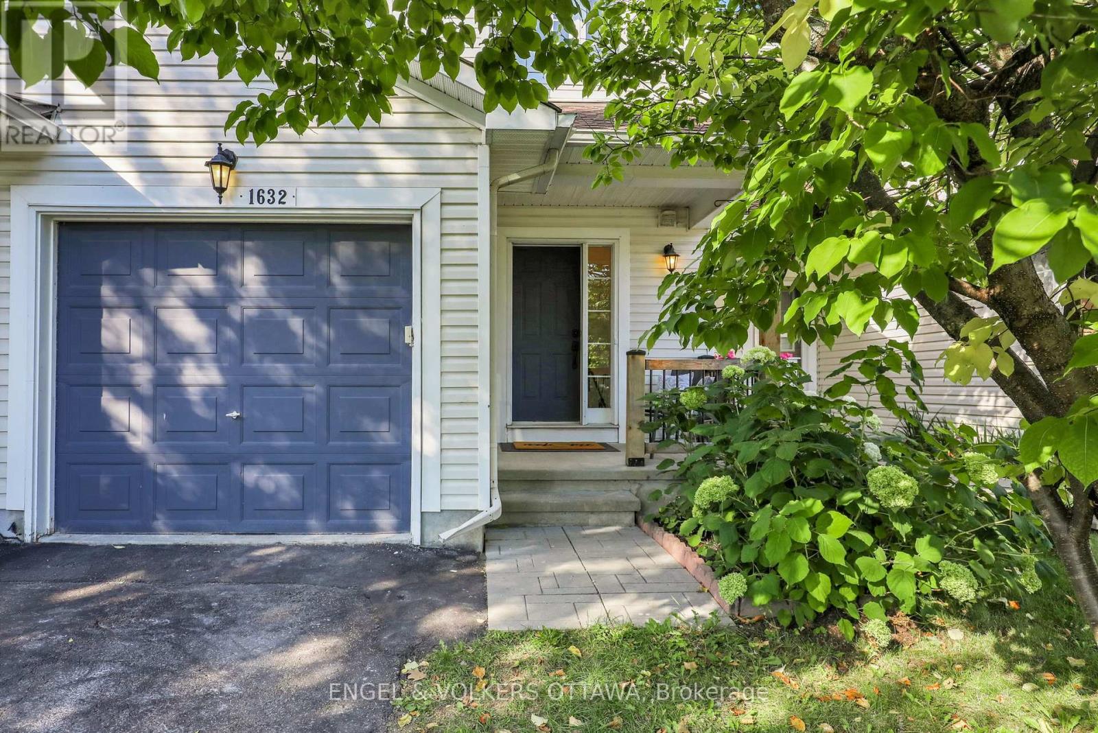 Welcome to 1632 Varennes!