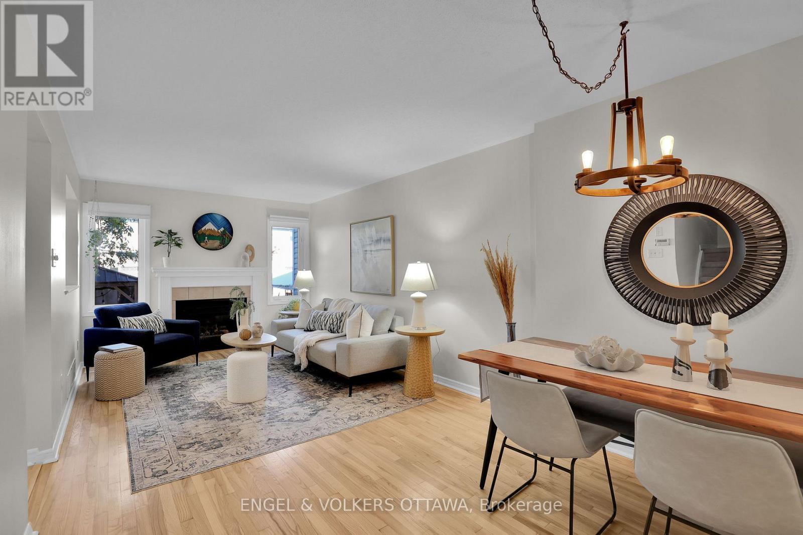 Living Room/Dining Room