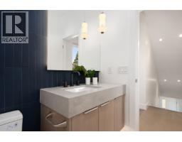 1 8483 16th Avenue, Burnaby, BC V3N1S4 Photo 18