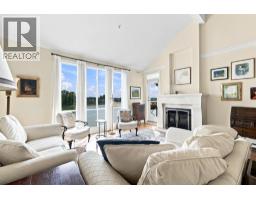411 3 Renaissance Square, New Westminster, BC V3M6K4 Photo 6
