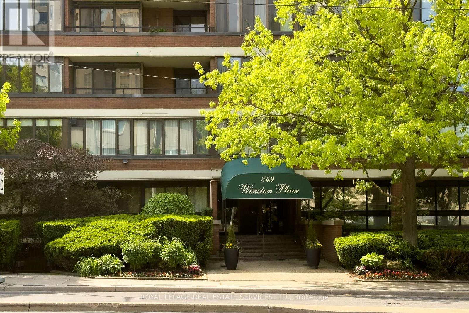 #402 349 ST. CLAIR AVENUE W - 27