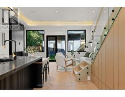 Dining room - 199 Arlington Avenue, Toronto, ON M6C2Z4 Photo 10