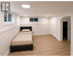 8 Mack Avenue, Toronto, ON M1L1L9 Photo 15