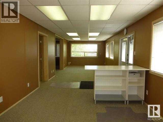 4904 50 Avenue, Thorsby — photo 5