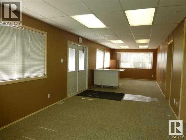 4904 50 Avenue, Thorsby — photo 6