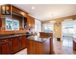 903 Cliff Avenue, Burnaby, BC V5A2J4 Photo 13