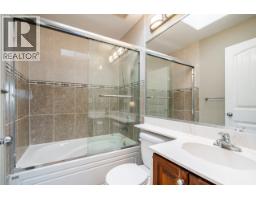 903 Cliff Avenue, Burnaby, BC V5A2J4 Photo 27