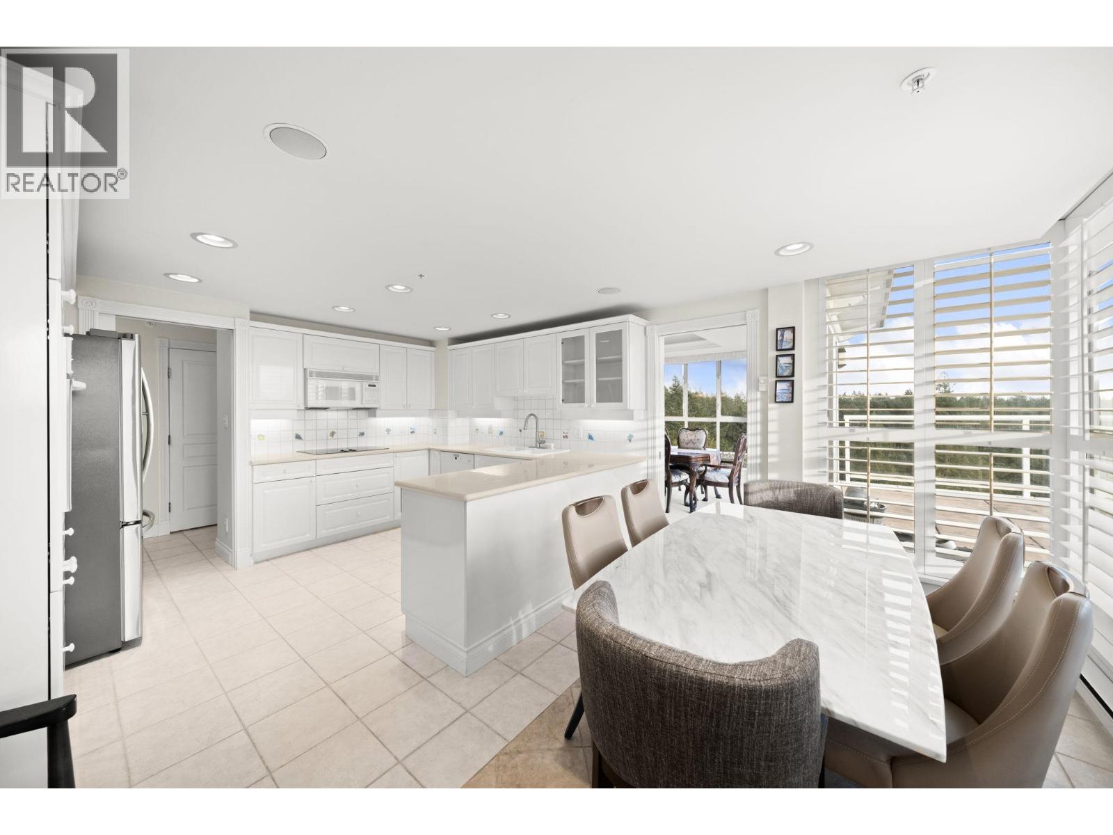 1700 5615 HAMPTON PLACE, Vancouver