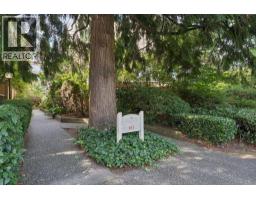 304 827 W 16th Street, North Vancouver, BC V7P1R2 Photo 16