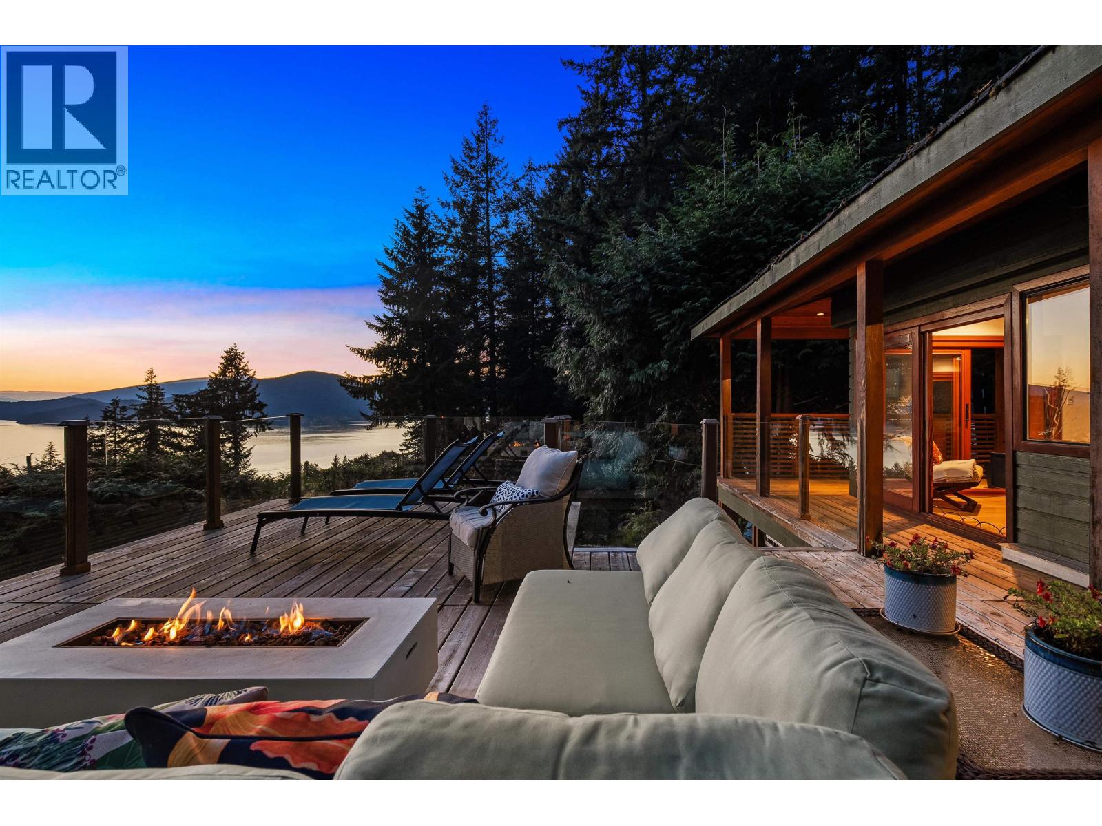 505 UPPER BAYVIEW ROAD, Lions Bay — photo 1
