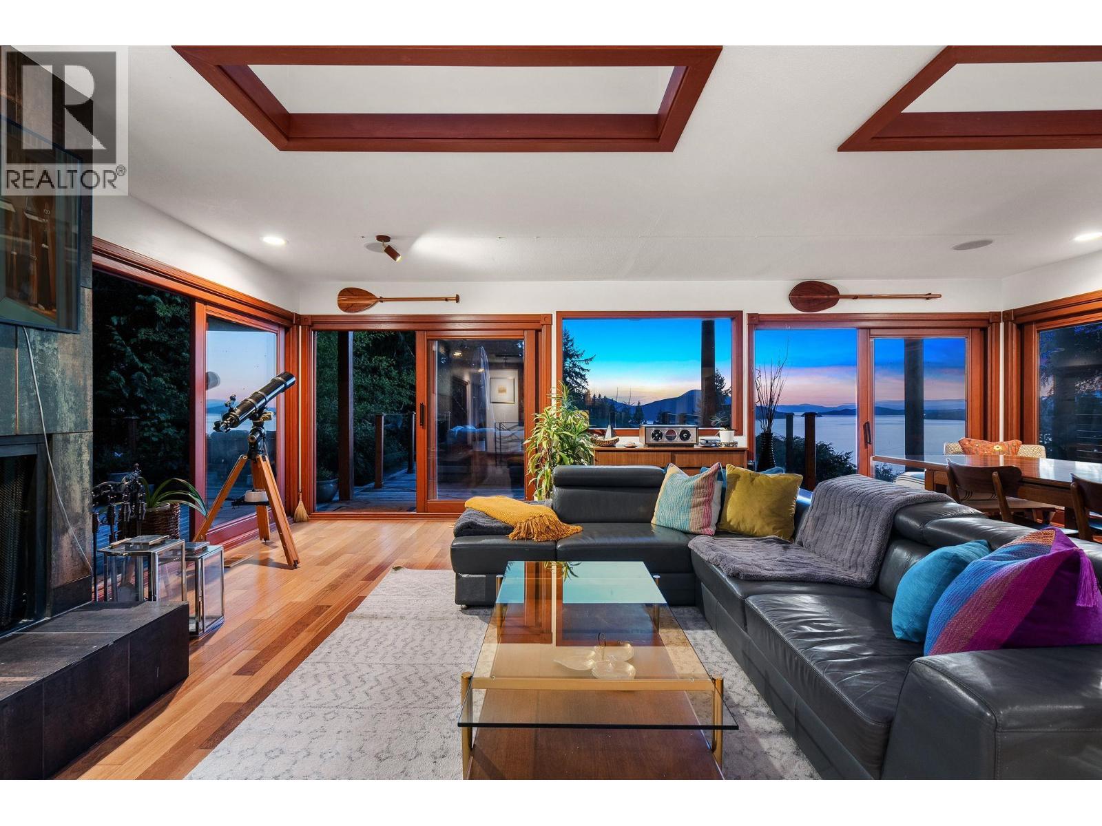 505 UPPER BAYVIEW ROAD, Lions Bay — photo 4