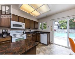 4581 Sunland Place, Burnaby, BC V5J3A3 Photo 14