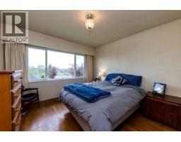 4581 Sunland Place, Burnaby, BC V5J3A3 Photo 17