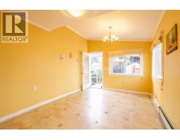 111 N Fell Avenue, Burnaby, BC V5B1L3 Photo 10