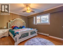 111 N Fell Avenue, Burnaby, BC V5B1L3 Photo 14