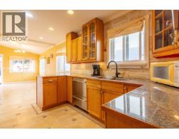 111 N Fell Avenue, Burnaby, BC V5B1L3 Photo 8