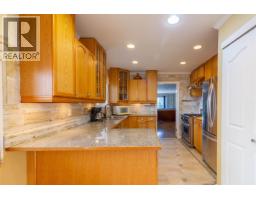 111 N Fell Avenue, Burnaby, BC V5B1L3 Photo 9