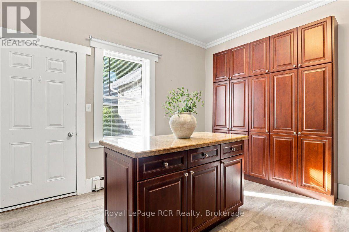 416 WATER STREET - Image 20