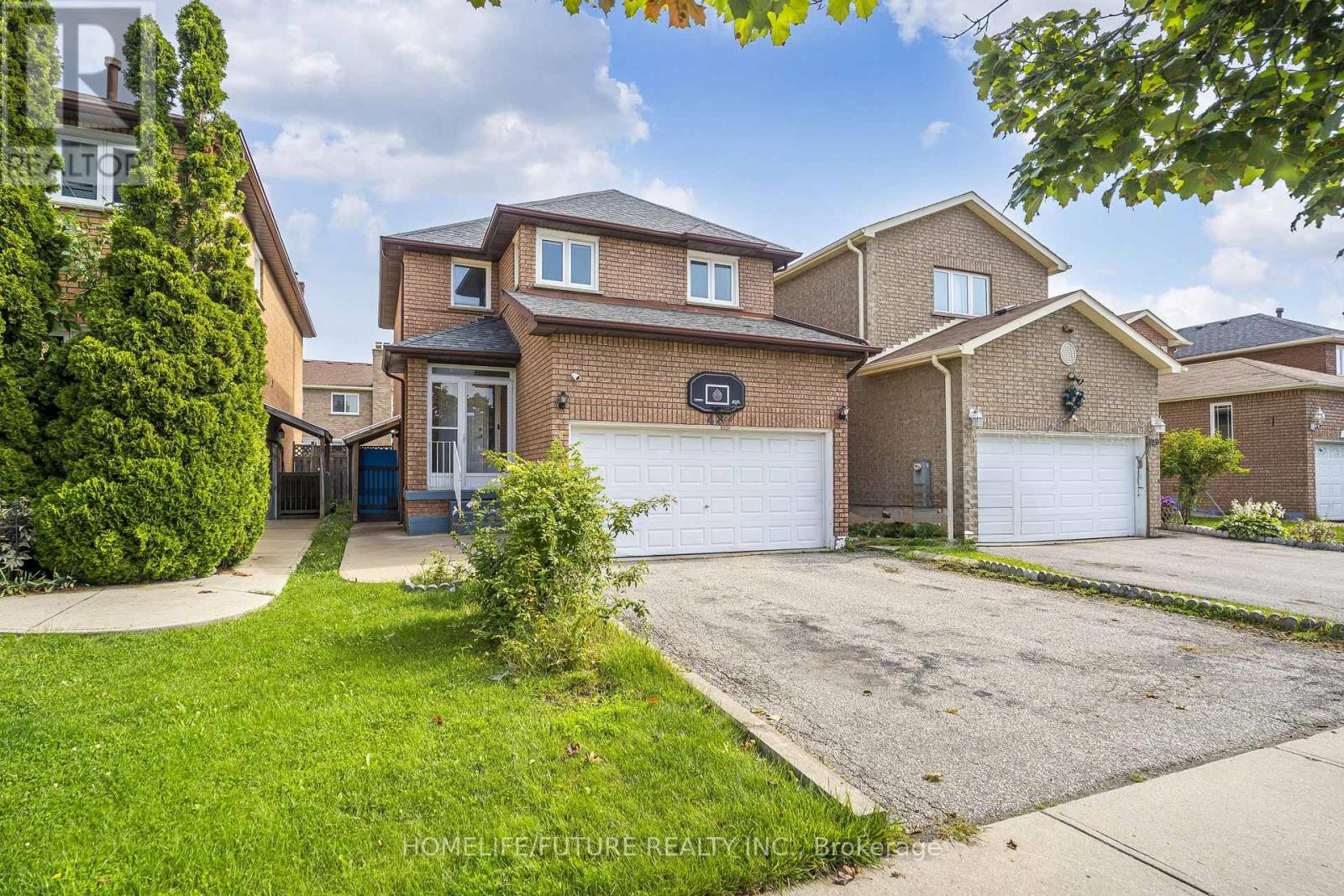 48 CREDITSTONE ROAD - 1