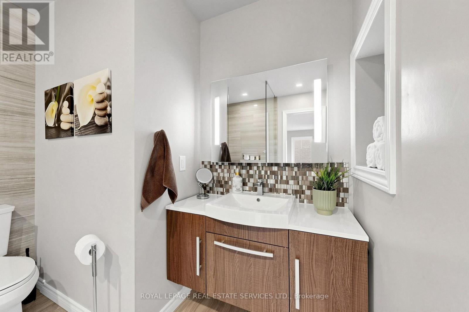 2413 BAINTREE CRESCENT - Image 27