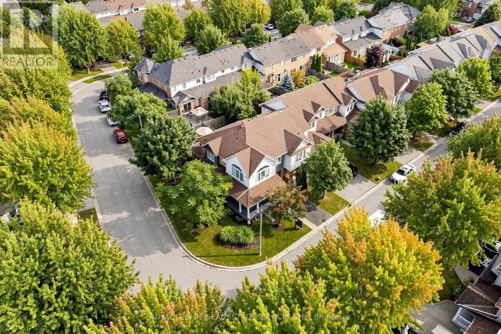 2413 BAINTREE CRESCENT - Image 44