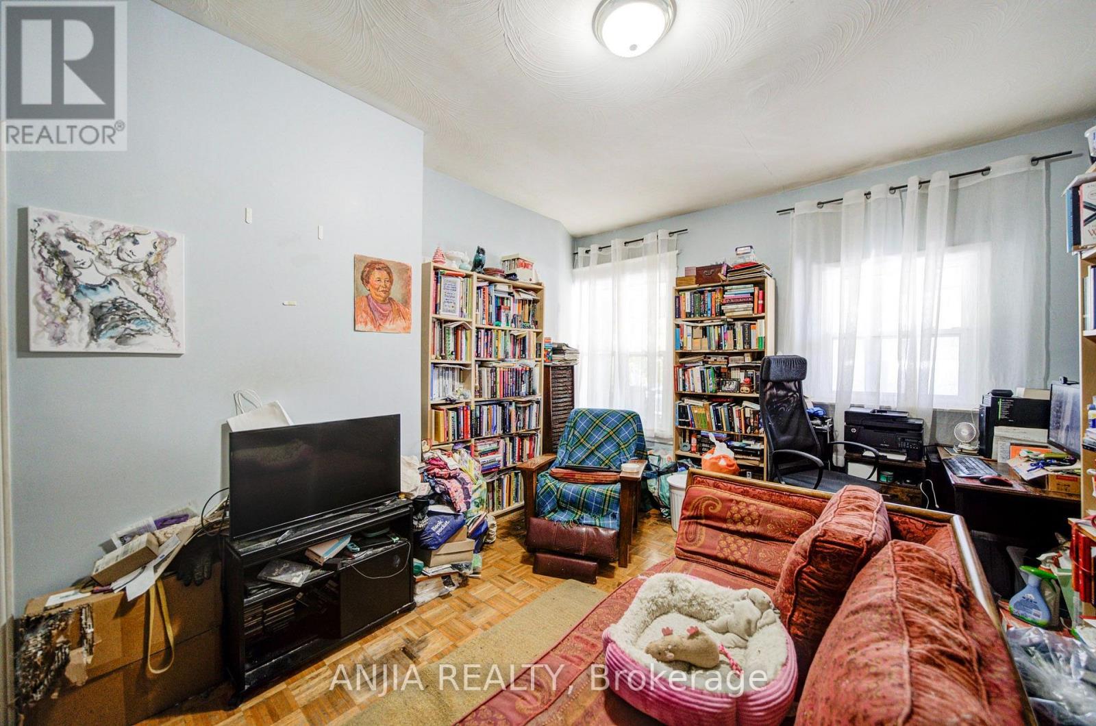 1063 DUFFERIN STREET - 11