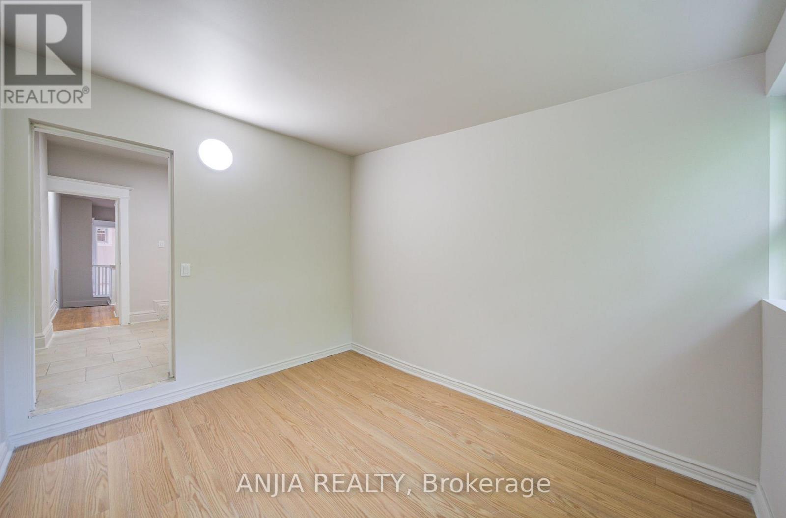 1063 DUFFERIN STREET - 7