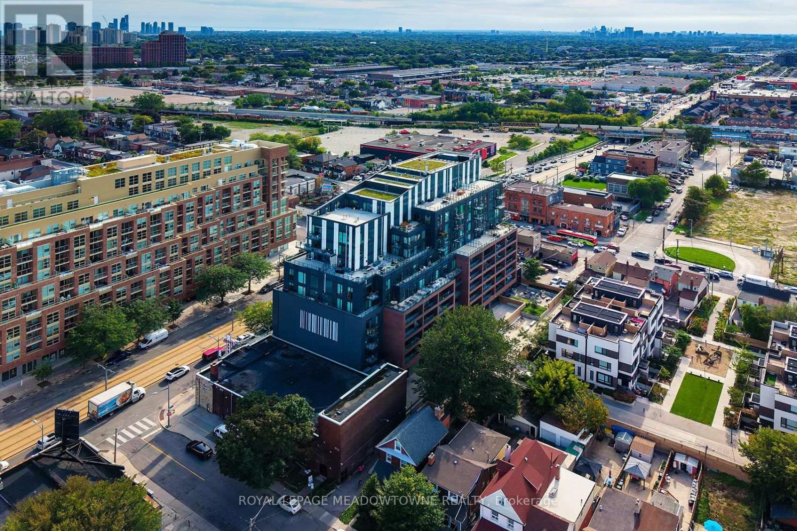 #712 1808 ST. CLAIR AVENUE W - Image 42