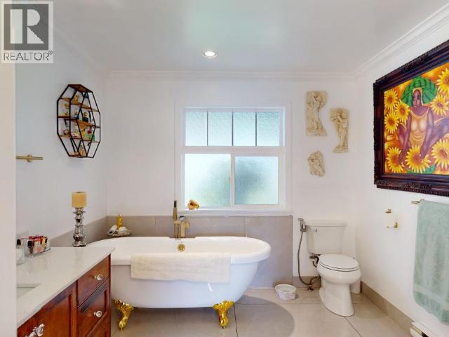 2108 MAHOOD ROAD - 23