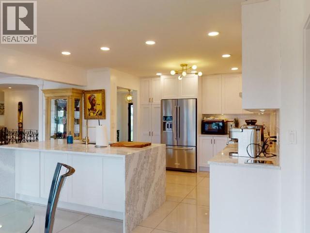 2108 MAHOOD ROAD, Powell River