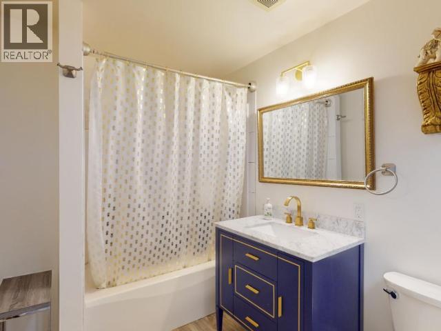 2108 MAHOOD ROAD - 32