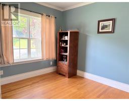44 North Street thumbnail 12