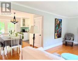 44 North Street thumbnail 4