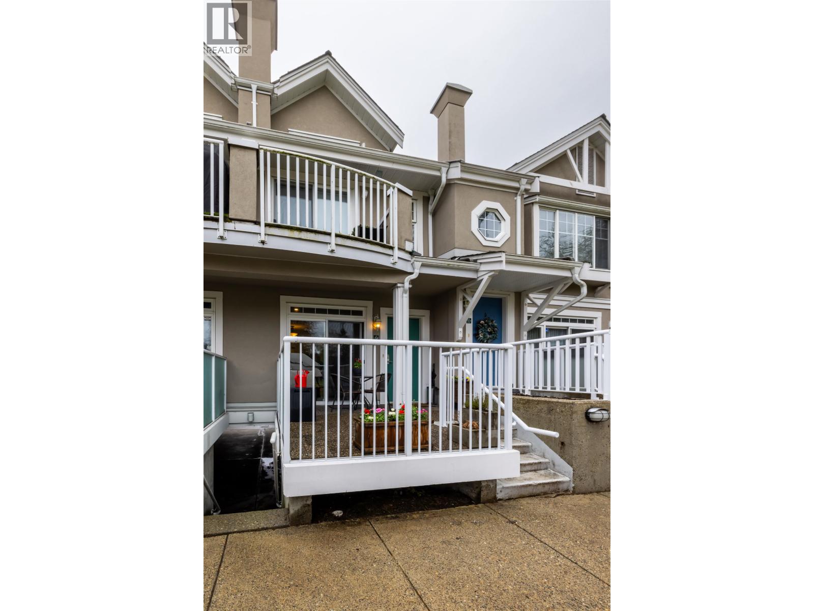 58 2422 HAWTHORNE AVENUE, Port Coquitlam