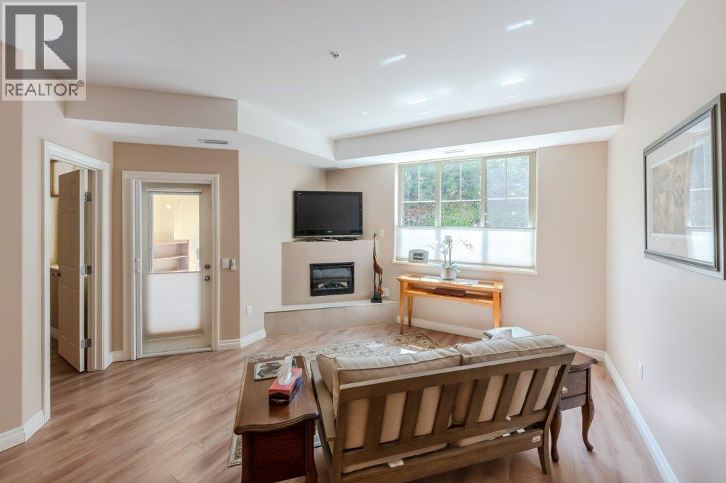#104B 921 Spillway Road - 3