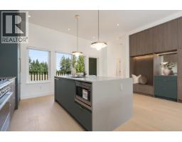 2 8483 16th Avenue, Burnaby, BC V3N1S4 Photo 8
