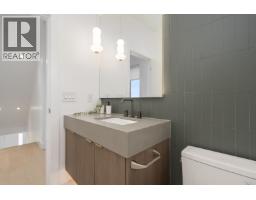 2 8483 16th Avenue, Burnaby, BC V3N1S4 Photo 18
