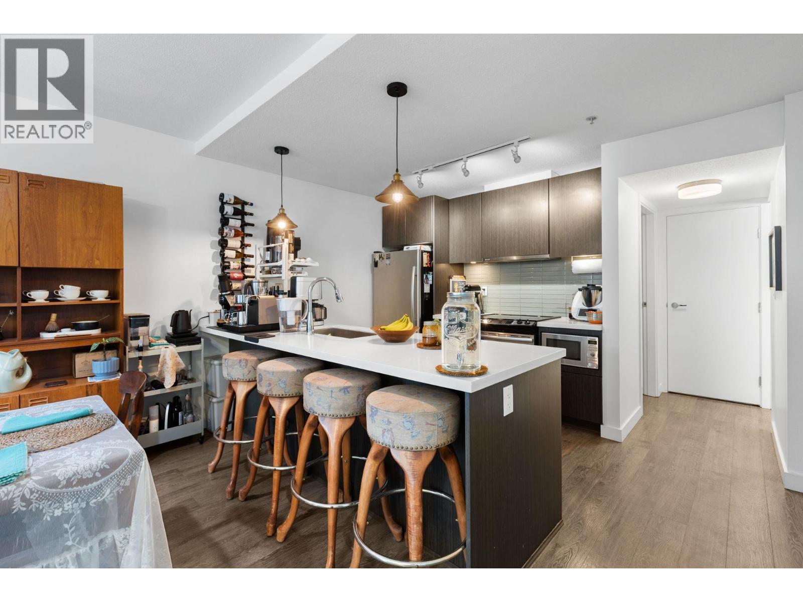 302 618 LANGSIDE AVENUE, Coquitlam — photo 9