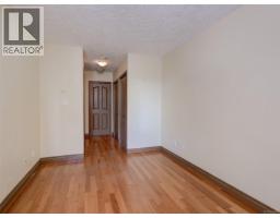 205 930 Yates St, Victoria, BC V8V4Z3 Photo 18