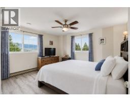 125 Corry Place, Penticton, BC V2A3S2 Photo 39