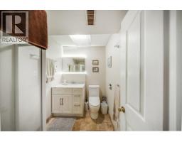 1618 Victoria Avenue, Rossland, BC V0G1Y0 Photo 31