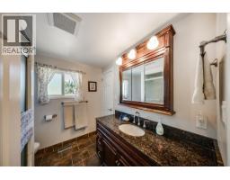 1618 Victoria Avenue, Rossland, BC V0G1Y0 Photo 18