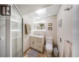 1618 Victoria Avenue, Rossland, BC V0G1Y0 Photo 32