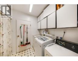 2390 Mcleod Avenue, Rossland, BC V0G1Y0 Photo 35