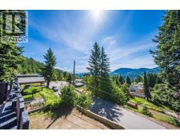 2390 Mcleod Avenue, Rossland, BC V0G1Y0 Photo 24